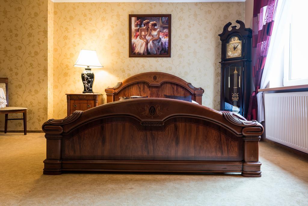 Hotel Palac Akropol Lublin Rum bild